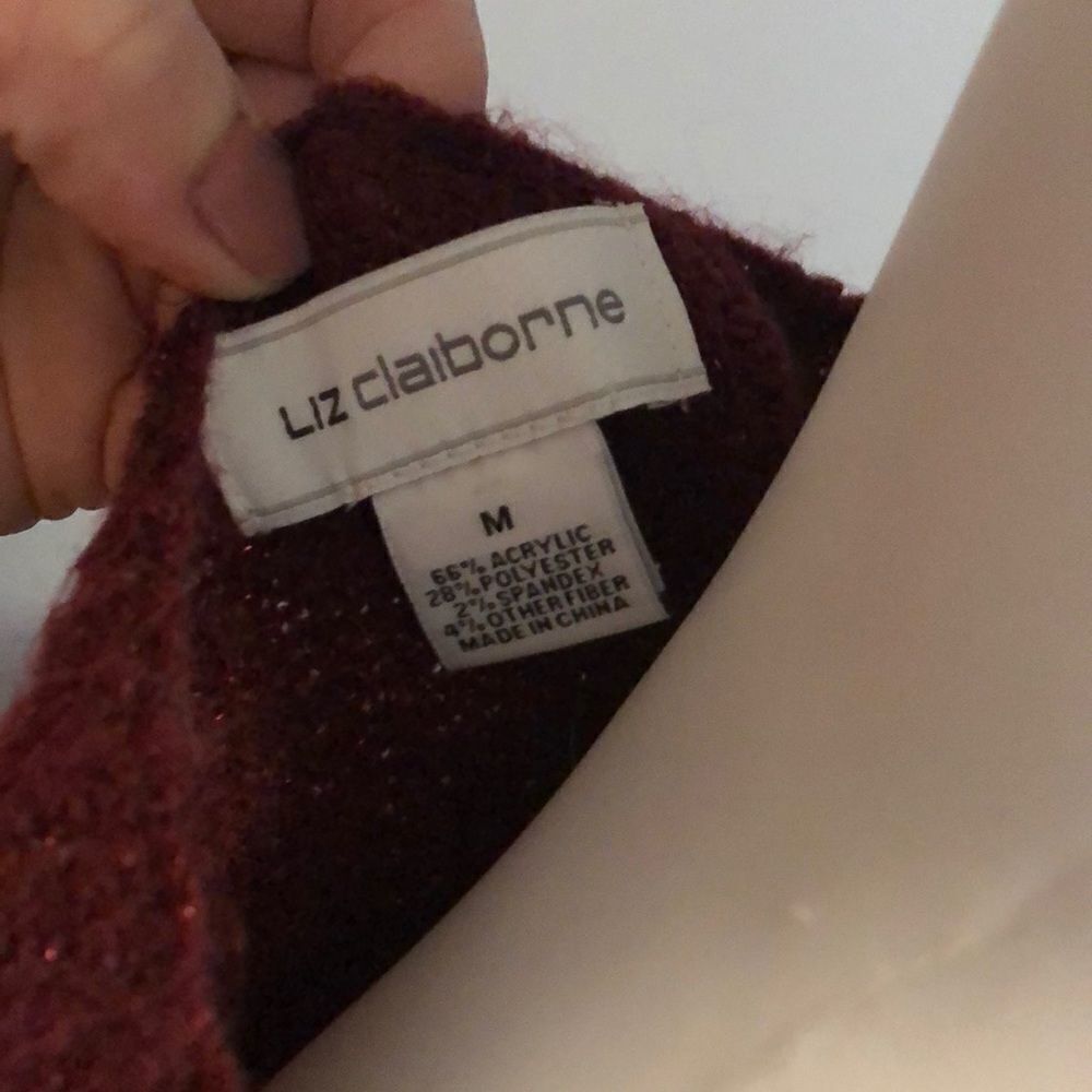 NWT Liz Claiborne V Neck Sweater - Picture 5 of 5
